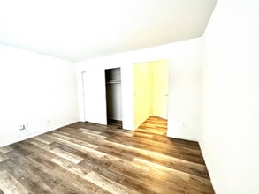 173 Sherman Ave, Unit 22 in Paterson, NJ - Foto de edificio - Building Photo