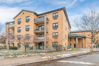 1980 Starr St in Maspeth, NY - Building Photo - Primary Photo