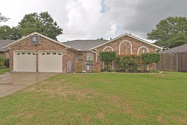 property at 3902 Paulette Dr