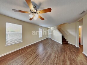 5969 Claymont Blvd in Plainfield, IN - Foto de edificio - Building Photo