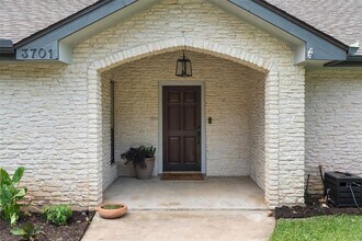 3701 Indian Point Dr in Austin, TX - Building Photo - Building Photo