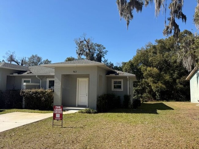963 Beau Ct in Orange City, FL - Building Photo - Building Photo