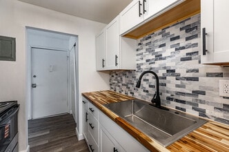 Residence at 249 in Xenia, OH - Building Photo - Building Photo