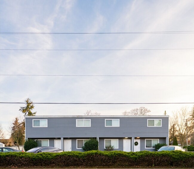 380 SW Tunison Ave, Unit 2 in Corvallis, OR - Foto de edificio - Building Photo
