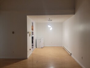 1 Lombardy Ln in Dartmouth, NS - Building Photo - Building Photo