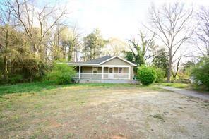 property at 1637 Columbia Dr