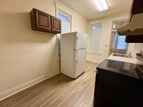 218 S Market St in Elizabethtown, PA - Building Photo - Building Photo