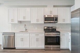 32 Jones St in Jersey City, NJ - Building Photo