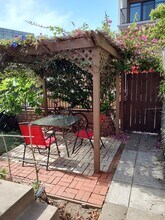 828 Island Ct, Unit Bigbeachstudio in San Diego, CA - Foto de edificio - Building Photo