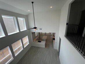 10931 Cres Spg Dr in Missouri City, TX - Building Photo - Building Photo