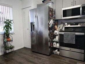 7793 Trent Dr in Tamarac, FL - Building Photo - Building Photo