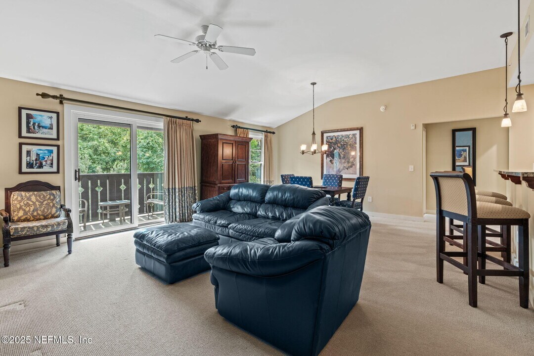 945 Registry Blvd in St. Augustine, FL - Building Photo