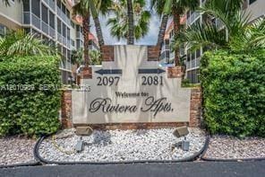 2097 S Ocean Dr in Hallandale Beach, FL - Foto de edificio - Building Photo