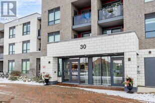 30 Via Rosedale in Brampton, ON - Building Photo