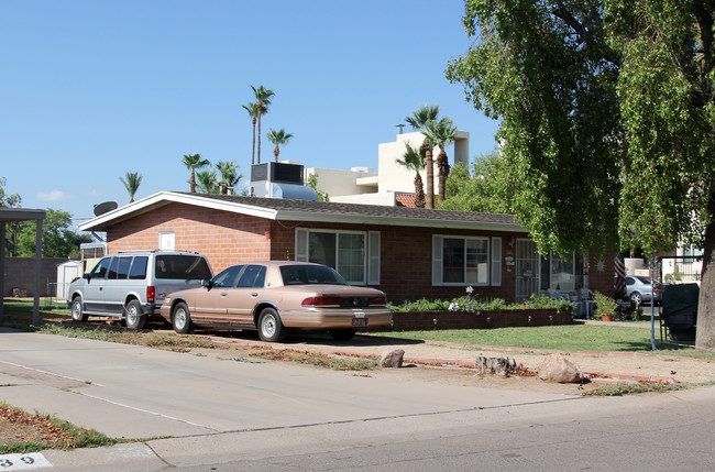 345 W Montecito Rd in Phoenix, AZ - Building Photo - Building Photo