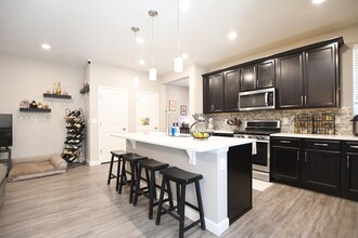 9330 E 61st Ave in Denver, CO - Building Photo - Building Photo