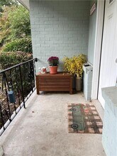 2046 Settle Cir SE in Atlanta, GA - Building Photo - Building Photo