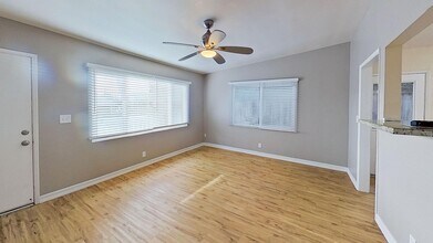 210 Arden Rd-Unit -A in Santa Barbara, CA - Foto de edificio - Building Photo