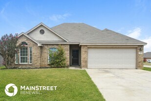 120 Currie Ct in Crowley, TX - Building Photo