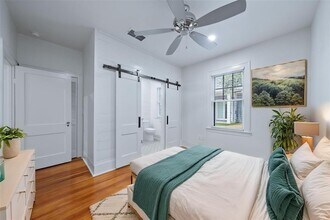 1104 W 22nd St in Austin, TX - Building Photo - Building Photo