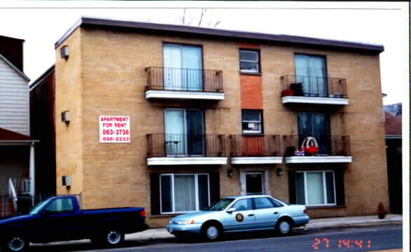 1426 S Cicero Ave in Cicero, IL - Building Photo