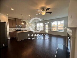 77 Auburn Wds Dr in Auburn, GA - Building Photo - Building Photo