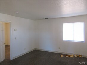 1403 E Andy Devine Ave in Kingman, AZ - Building Photo - Building Photo