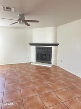 2609 N 14th St, Unit 70E064 in Phoenix, AZ - Building Photo - Building Photo