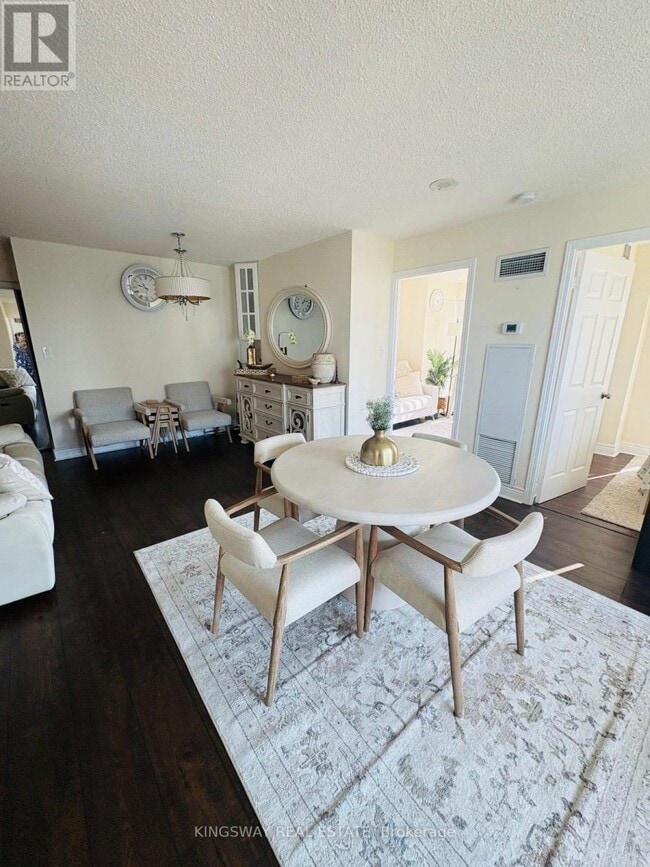 property at 7 Lorraine Dr