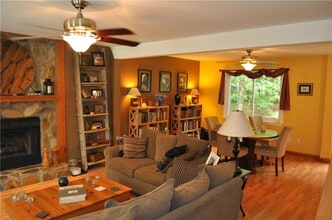 110 Royal Colony Ct in Johns Creek, GA - Building Photo - Building Photo