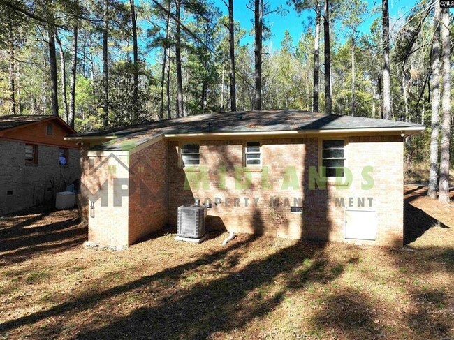 120 Larchwood Dr in Columbia, SC - Building Photo - Building Photo