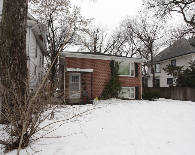 1427 C St in Lincoln, NE - Foto de edificio - Building Photo