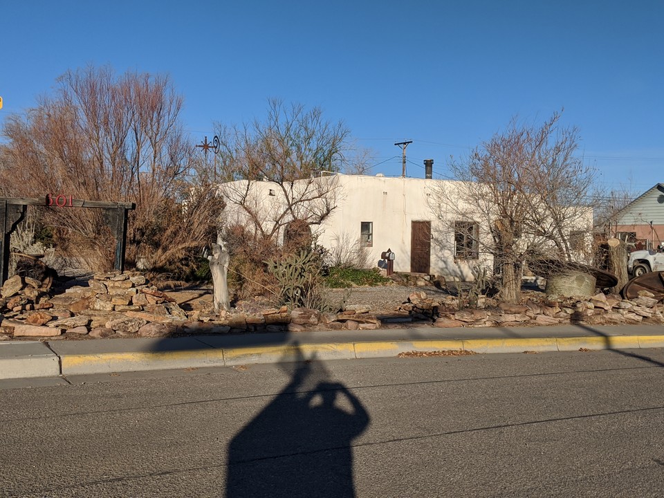 601 Menaul Blvd NE in Albuquerque, NM - Building Photo