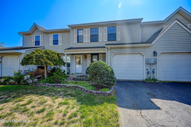 property at 44 Mariners Cove