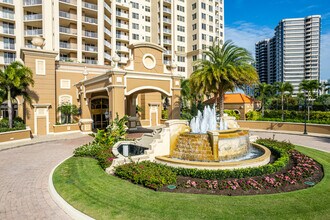 Cap Ferrat in Naples, FL - Building Photo - Building Photo