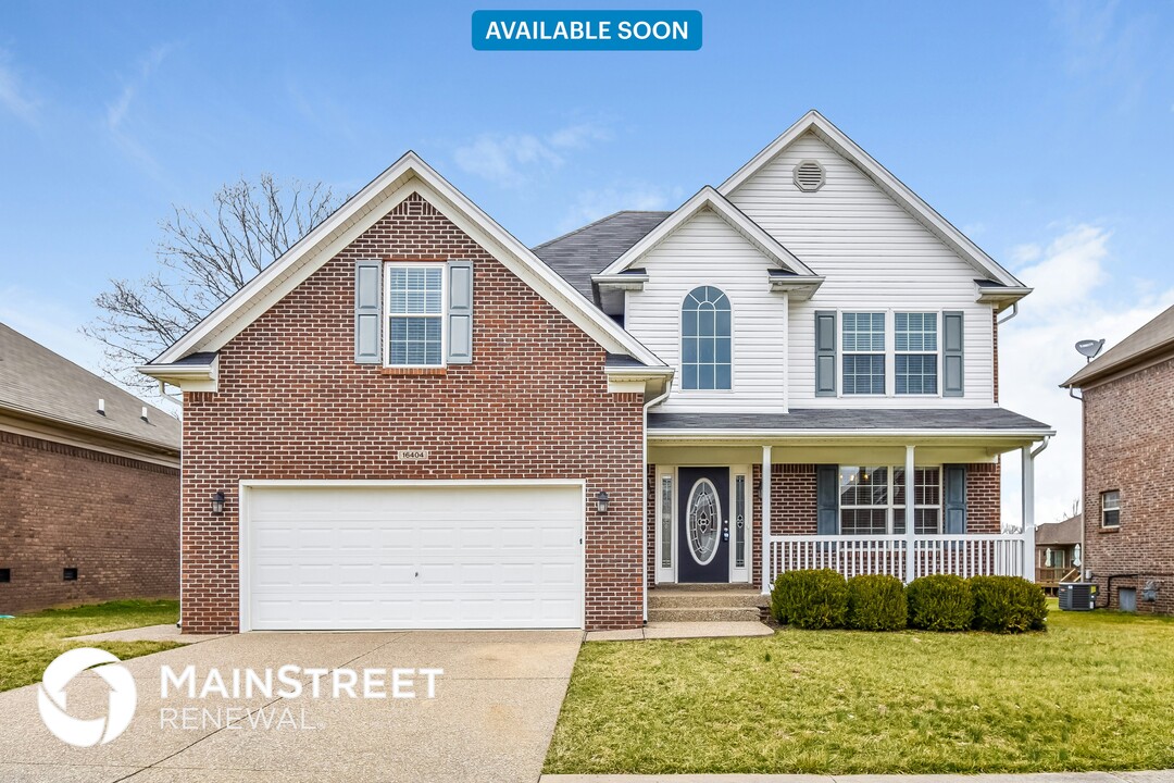 16404 Taunton Vale Rd in Louisville, KY - Building Photo