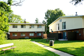 Clovernook Apartments in Cincinnati, OH - Building Photo - Building Photo