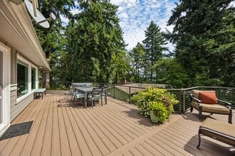 16832 12th Ave SW in Normandy Park, WA - Building Photo - Building Photo