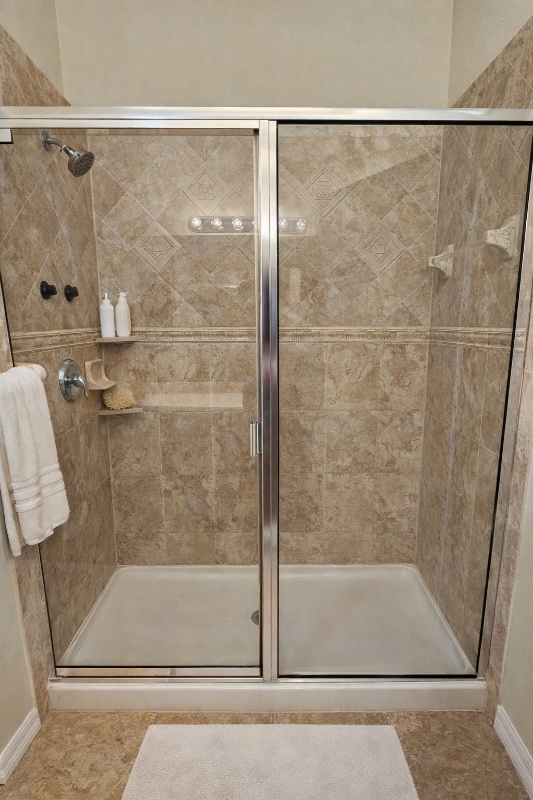 property at 3729 Parkridge Cir