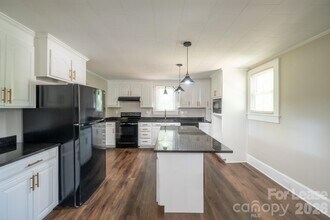 809 Delane St in Kannapolis, NC - Building Photo - Building Photo