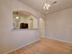1841 Amberwood Loop in Kyle, TX - Foto de edificio - Building Photo