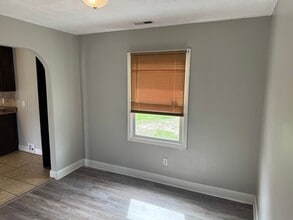 5752 Edmeston Dr in Fayetteville, NC - Building Photo - Building Photo