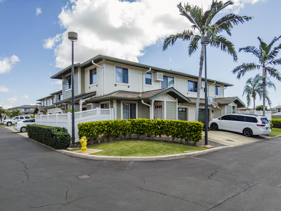 Nohona at Kapolei in Kapolei, HI - Building Photo