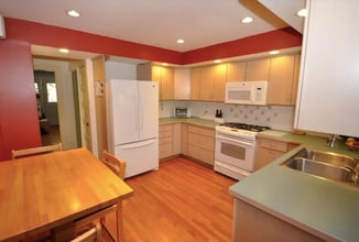 269 Milburn St in Rochester, NY - Building Photo - Building Photo