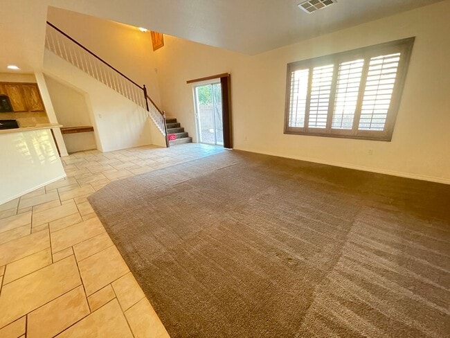 10646 S Cactus Brush Ct in Las Vegas, NV - Building Photo - Building Photo