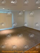 1085-1087-1087 Raffon Ct SE in Salem, OR - Building Photo - Building Photo