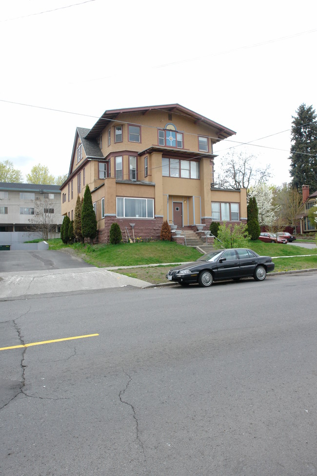 1927 W Riverside Ave in Spokane, WA - Foto de edificio - Building Photo