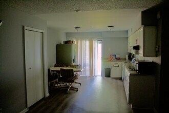 5326 Whiteway Dr, Unit 5326 Whiteway Drive in Temple Terrace, FL - Building Photo - Building Photo