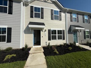1244 Canterbury Rdg Rd in Richmond, VA - Building Photo - Building Photo