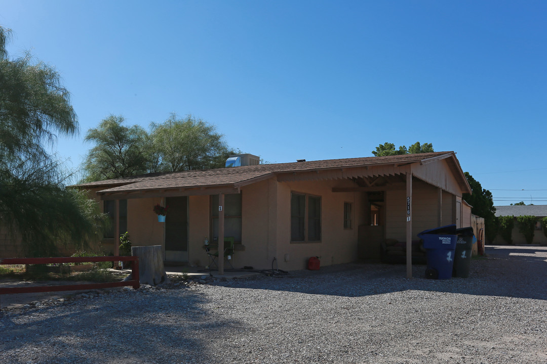 5716 E 23rd St in Tucson, AZ - Building Photo